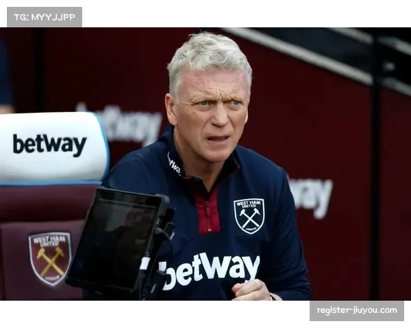 莫耶斯坚信铁锤帮有机会爆冷曼城强调信心与团队能创造奇迹