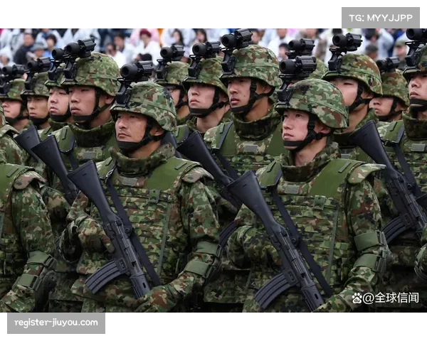 赫伊森替补仅获2.7分 深陷舆论漩涡表现低迷